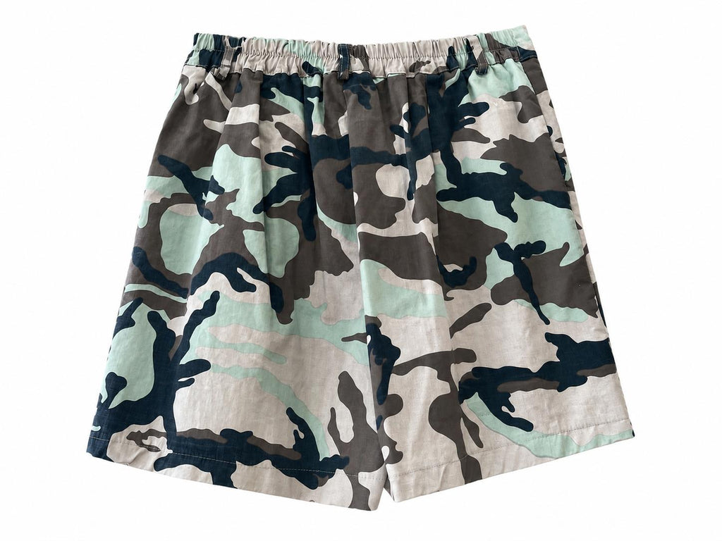 Short in tela camouflage